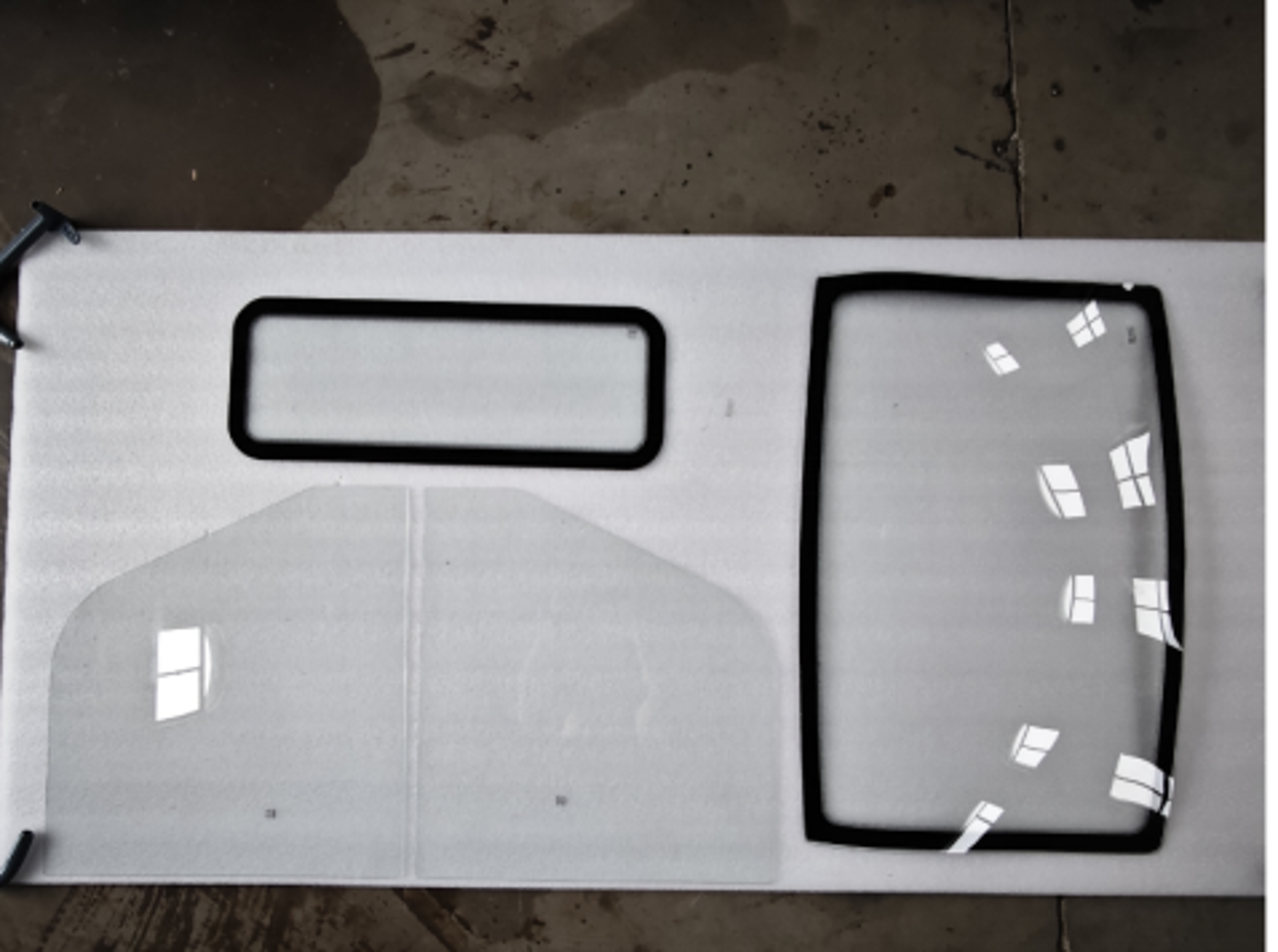 Complete Vehicle Glass / Set Fahrzeug Komplettglas / Set