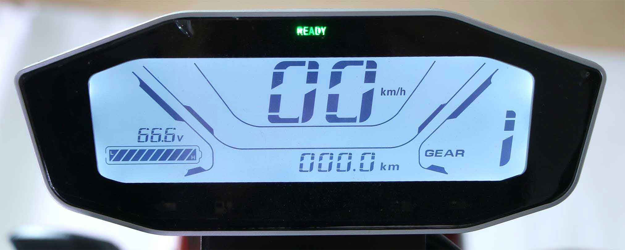 Rocknbikes CP3.1 Trike Gelb Yellow 45km/h Elektroroller mit Akku 2 Akku 60V25aH